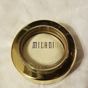 Milani Bella Diamond highlighter Shimmer eyeshadow